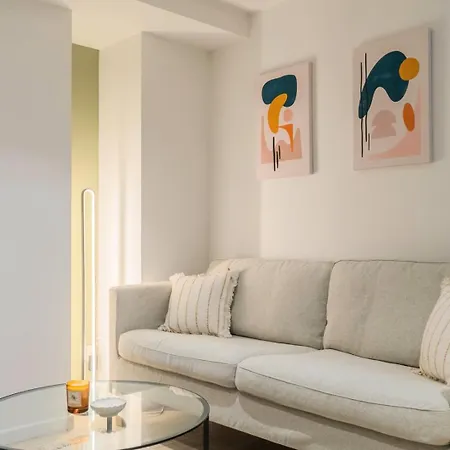 Atypical In Semi-basement In The Heart Of Appartement Rijsel